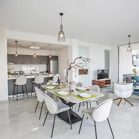 The Complete Guide To Renting Your Exclusive Holiday In With Private Pool And Close To The Beach 1561 *