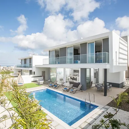The Complete Guide To Renting Your Exclusive Holiday In With Private Pool And Close To The Beach 1561 Villa