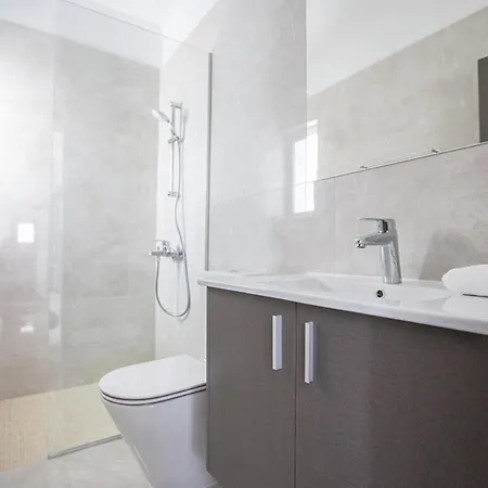 The Complete Guide To Renting Your Exclusive Holiday In With Private Pool And Close To The Beach 1561 Protaras