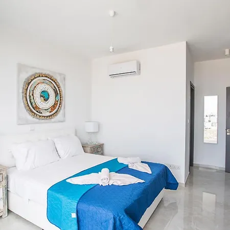 The Complete Guide To Renting Your Exclusive Holiday In With Private Pool And Close To The Beach 1561 *